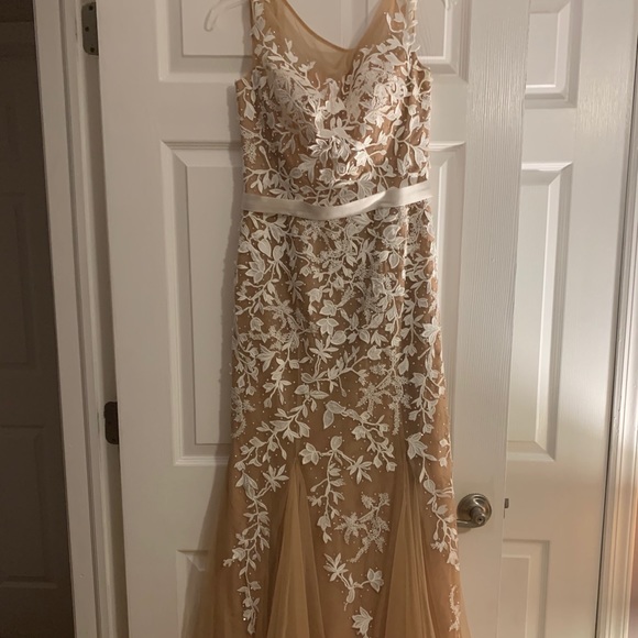 Sherri Hill Gown - Picture 2 of 6